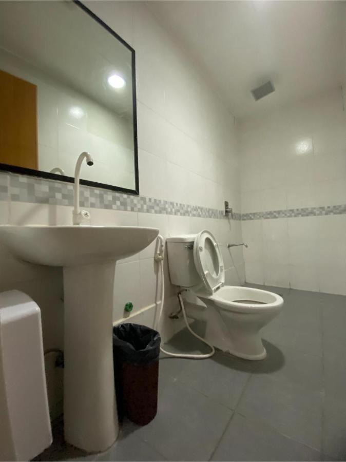 קובאלאם Grand Harmony Beach Resort מראה חיצוני תמונה