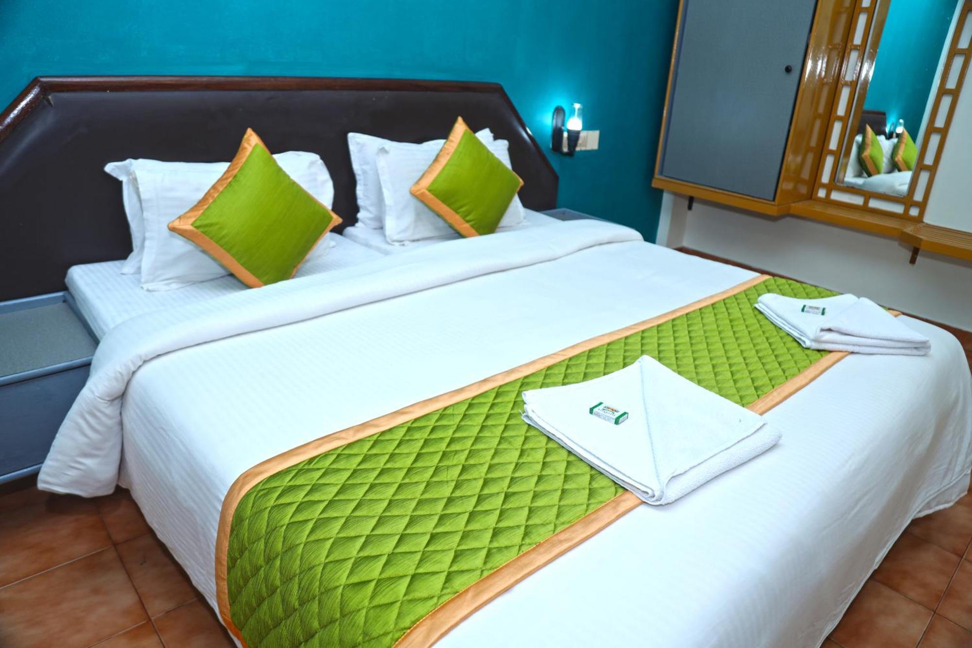 קובאלאם Grand Harmony Beach Resort מראה חיצוני תמונה